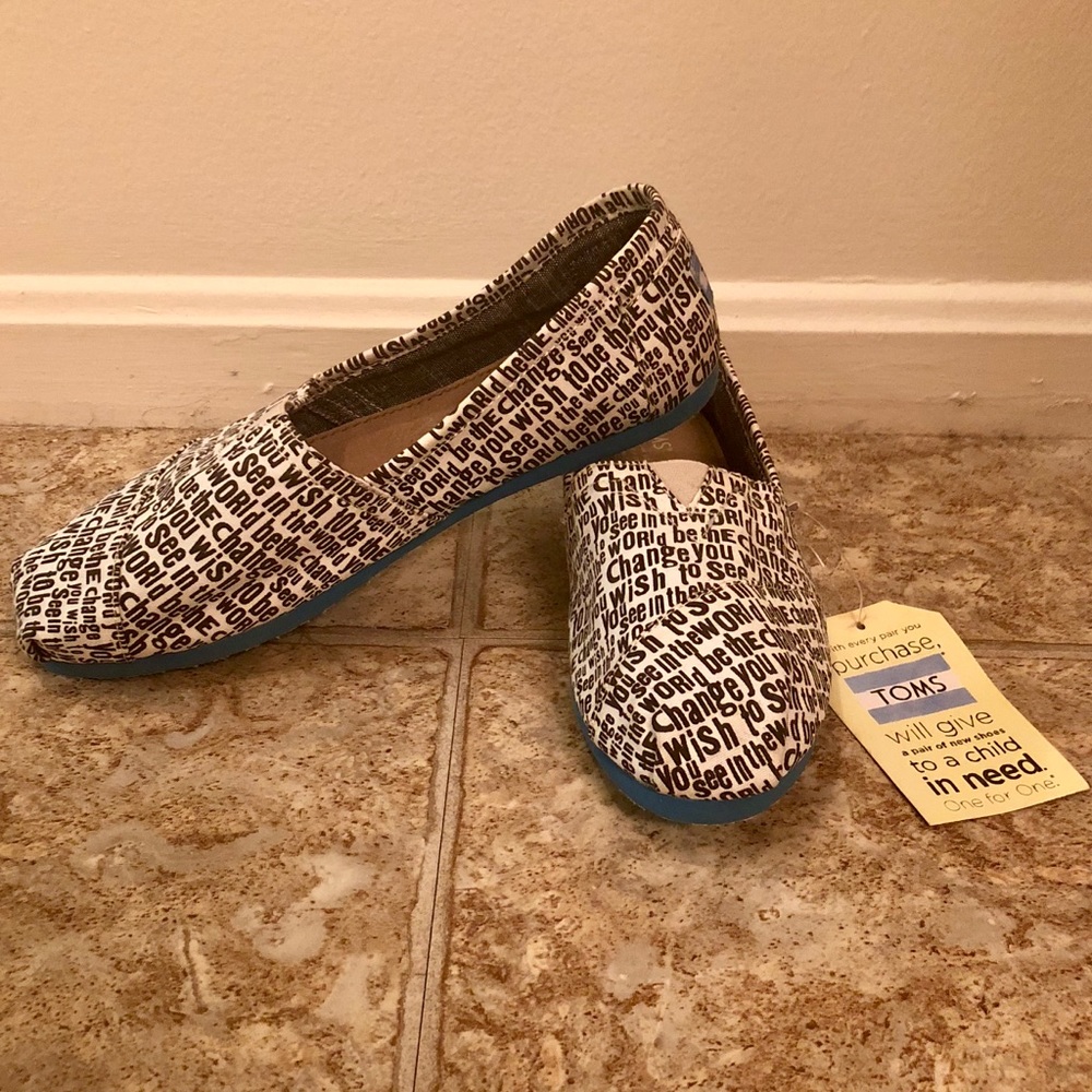 Toms “Be The Change” Classics